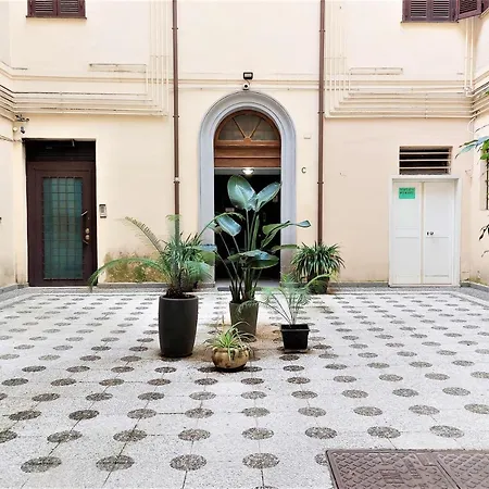 Bellezza Al Colosseo - & Apts Appartement