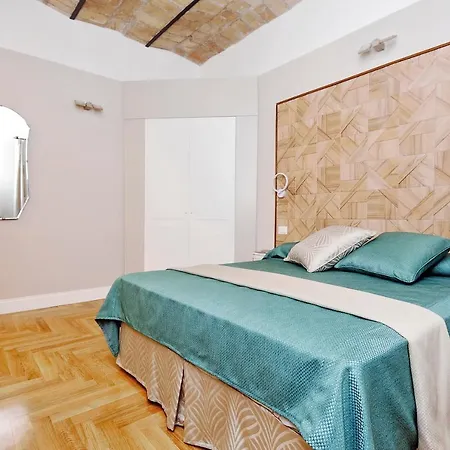 Bellezza Al Colosseo - B&b&apts Bed & Breakfast