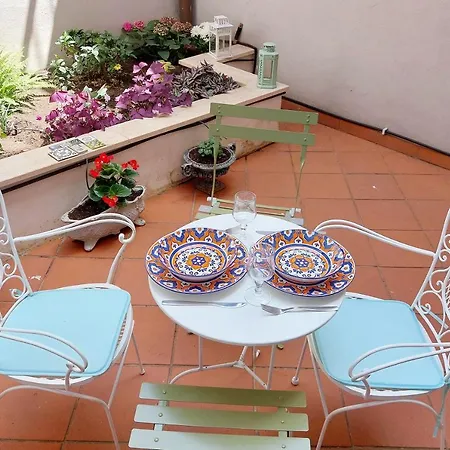Bed & Breakfast Bellezza Al Colosseo - B&b&apts 3*