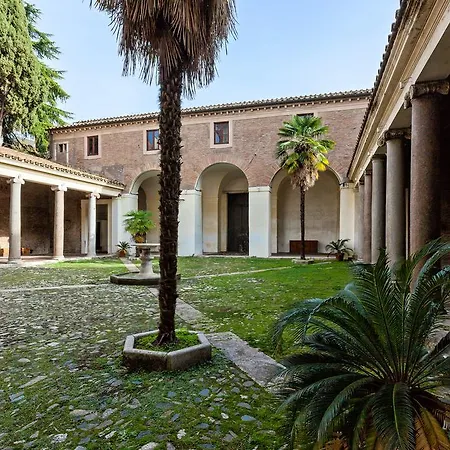 Bellezza Al Colosseo - B&b&apts Bed & Breakfast 3*