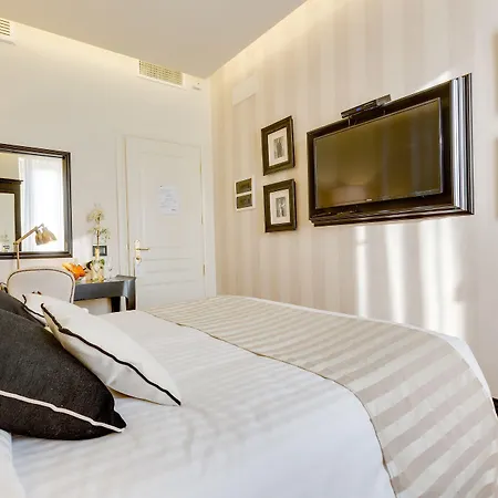 Bellezza Al Colosseo - & Apts