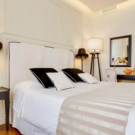 Appartement Bellezza Al Colosseo - & Apts Rome