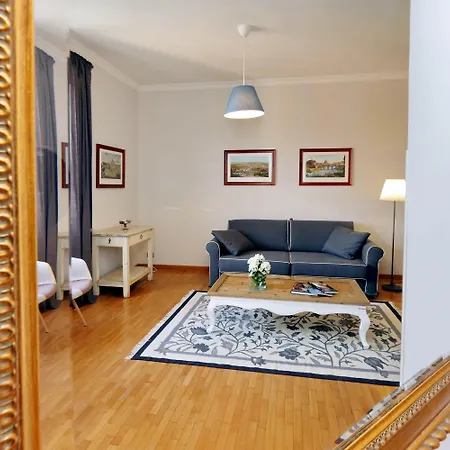 Bellezza Al Colosseo - & Apts Appartement *