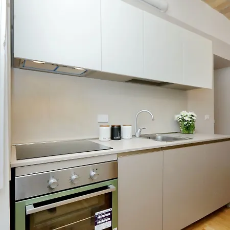 Bellezza Al Colosseo - & Apts Апартаменты *