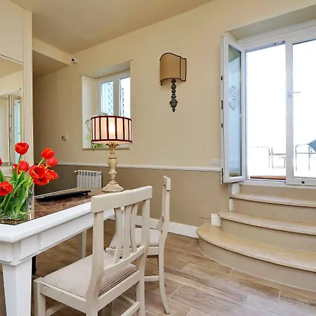 Bellezza Al Colosseo - B&b&apts Roma