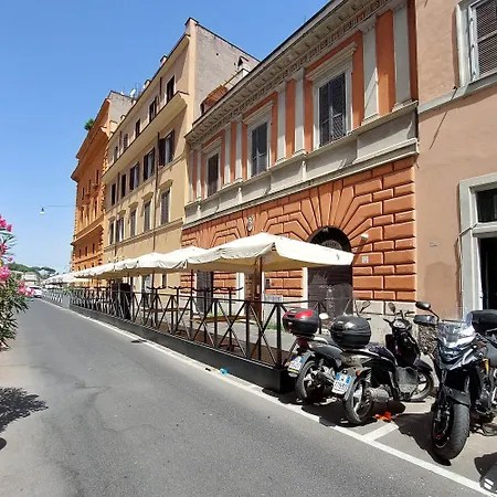 Apartment Bellezza Al Colosseo - & Apts Rome