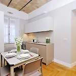 Bellezza Al Colosseo - & Apts Apartament