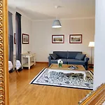 Bellezza Al Colosseo - & Apts Apartament *