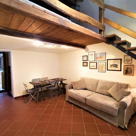 Bellezza Al Colosseo - & Apts شقة